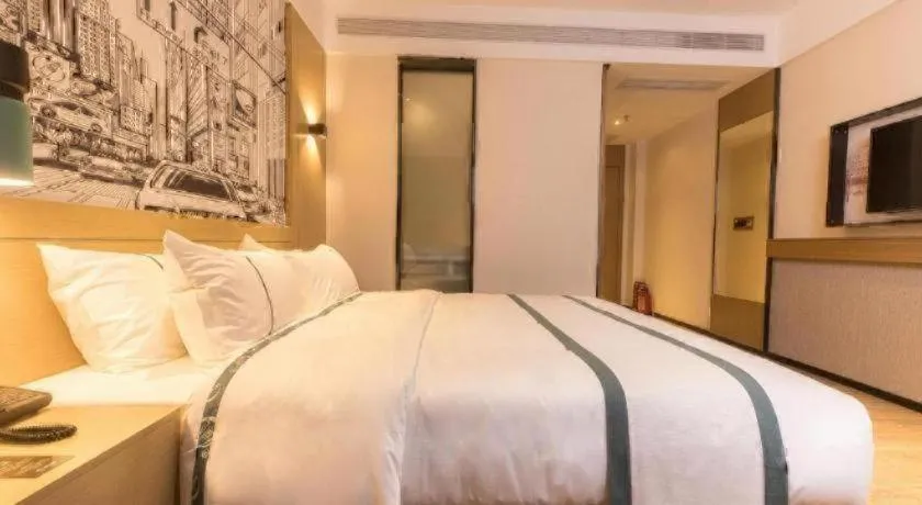 Bed in City Comfort Inn Foshan Shishan Square