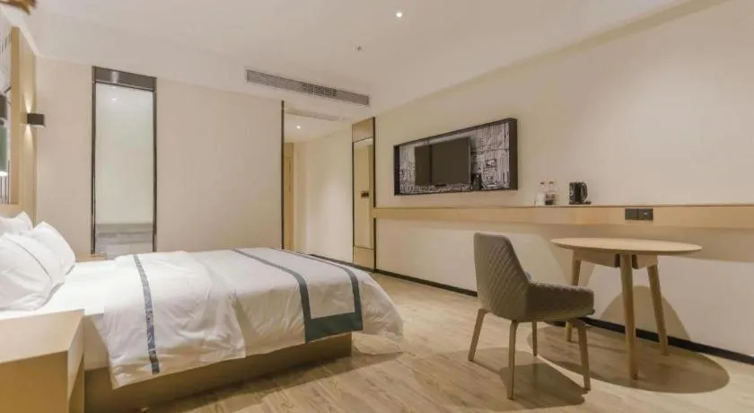 Bed in City Comfort Inn Foshan Shishan Square