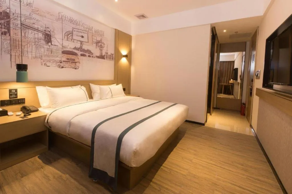Bed in City Comfort Inn Foshan Shishan Square