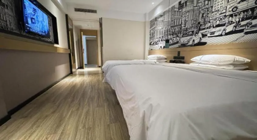 Bed in City Comfort Inn Shiyan Wudang Mountain