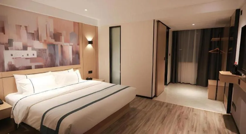 Bed in City Comfort Inn Fuchuan Fenghuang Road