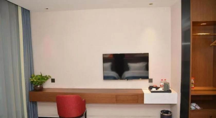 Borrman Hotel Ji'nan Aoti Center East Provincial Hospital