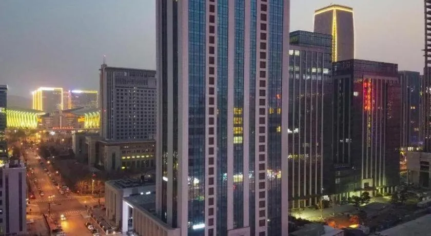 Borrman Hotel Ji'nan Aoti Center East Provincial Hospital