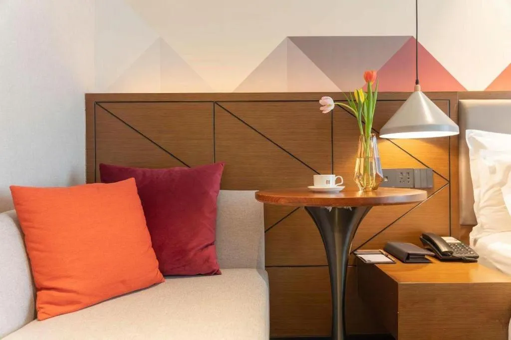 Borrman Hotel Ji'nan Aoti Center East Provincial Hospital