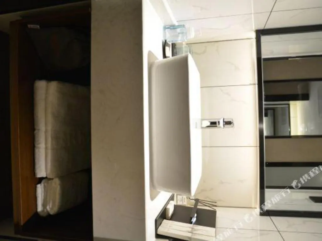 Borrman Hotel Ji'nan Aoti Center East Provincial Hospital