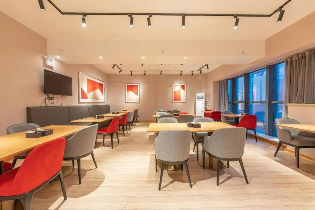 Borrman Hotel Ji'nan Aoti Center East Provincial Hospital