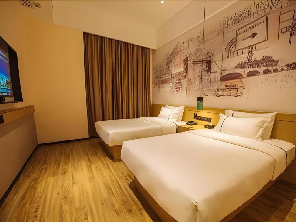 Bed in City Comfort Inn Yangjiang High-tech Zone Pinggang