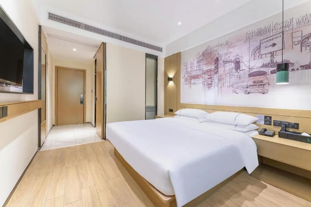 Bed in City Comfort Inn Yangjiang High-tech Zone Pinggang