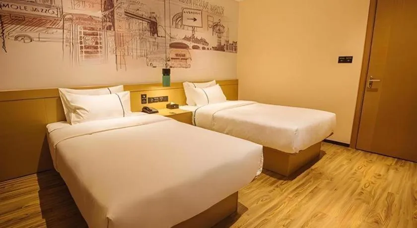 Bed in City Comfort Inn Yangjiang High-tech Zone Pinggang