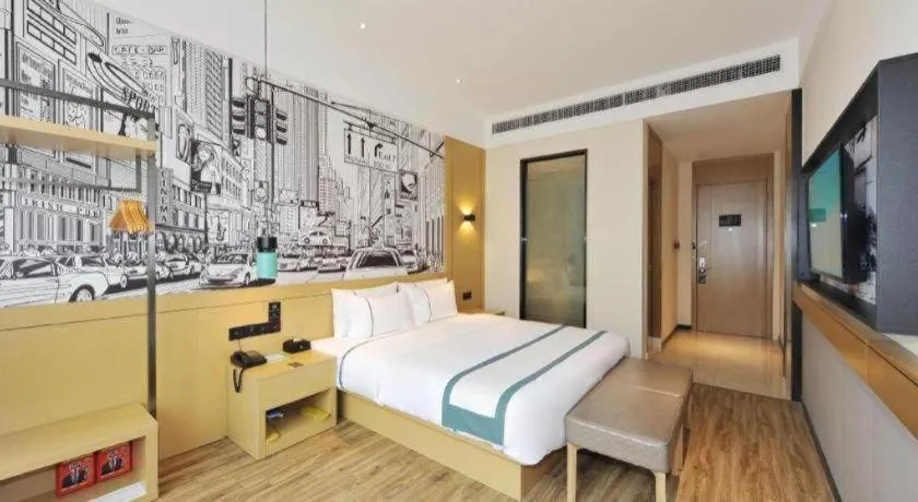 Bed in City Comfort Inn Chengdu Transportation Technical College Traditional Chinese Medicine