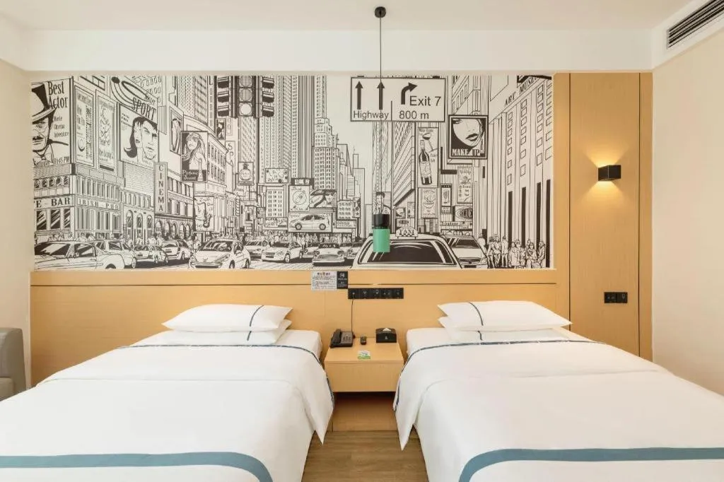 Bed in City Comfort Inn Chengdu Transportation Technical College Traditional Chinese Medicine