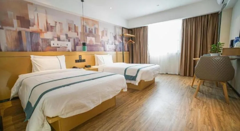 Bed in City Comfort Inn Dali High-speed Railway Station Erhai Park