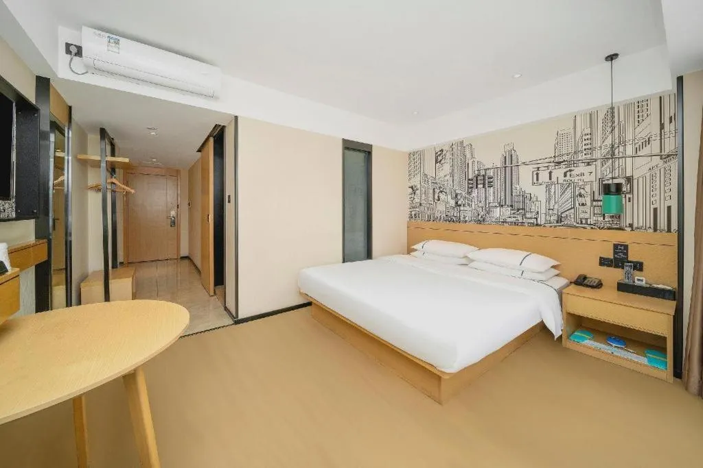 Bed in City Comfort Inn Dali High-speed Railway Station Erhai Park