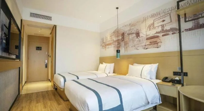 Bed in City Comfort Inn Dali High-speed Railway Station Erhai Park