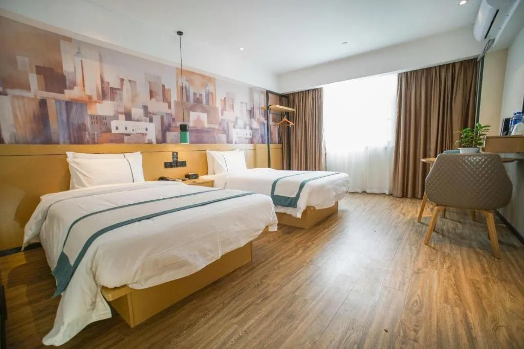 Bed in City Comfort Inn Dali High-speed Railway Station Erhai Park