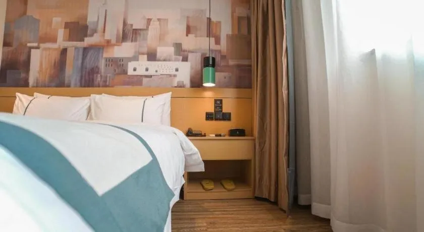 Bed in City Comfort Inn Dali High-speed Railway Station Erhai Park