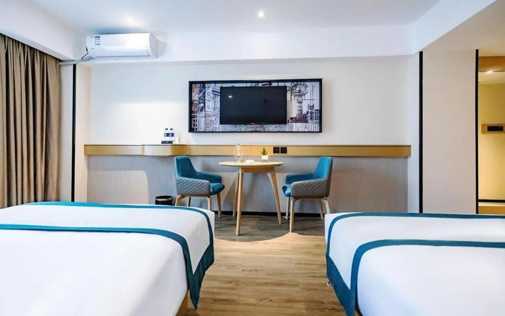 Bed in City Comfort Inn Dali High-speed Railway Station Erhai Park