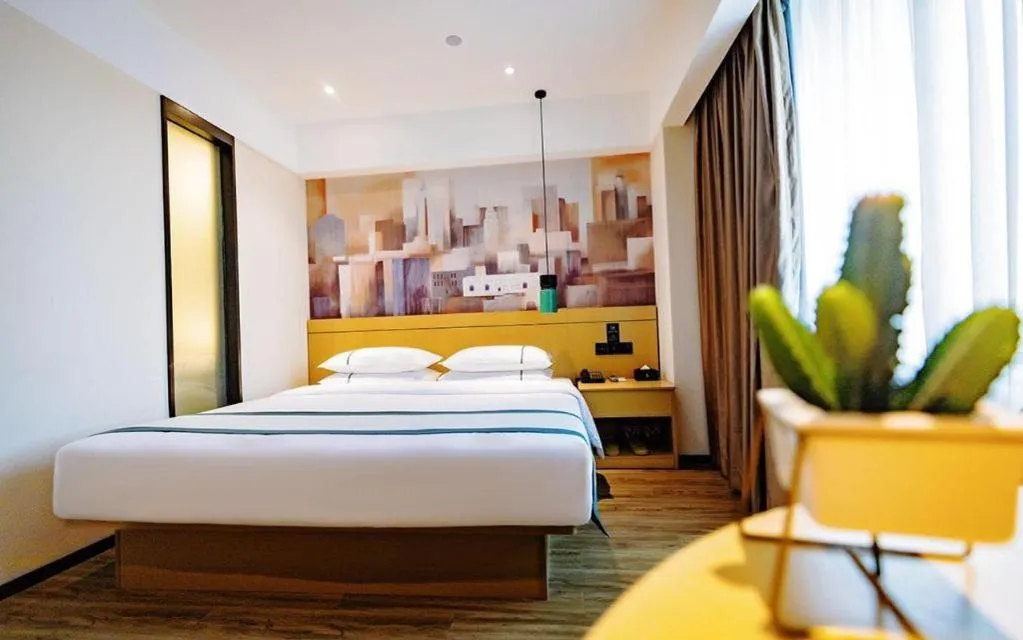 Bed in City Comfort Inn Dali High-speed Railway Station Erhai Park