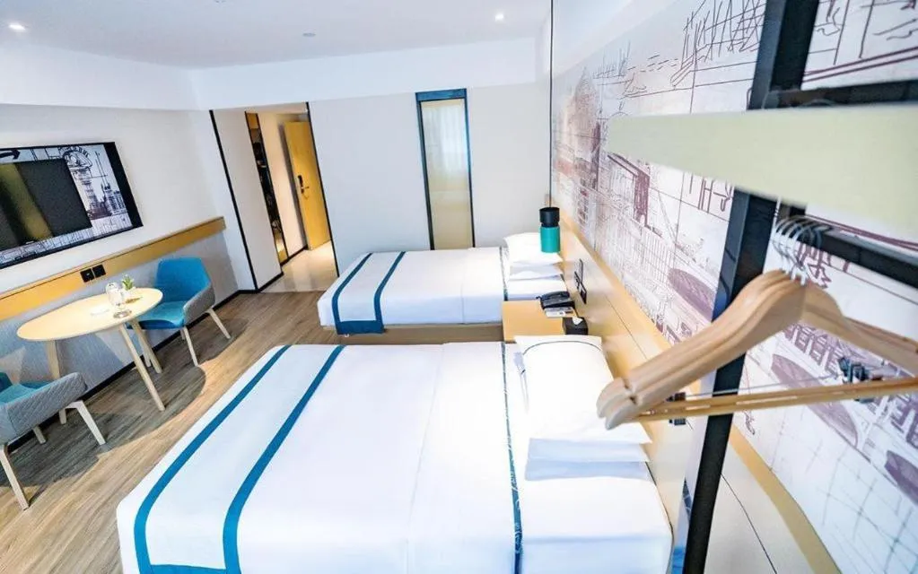 Bed in City Comfort Inn Dali High-speed Railway Station Erhai Park