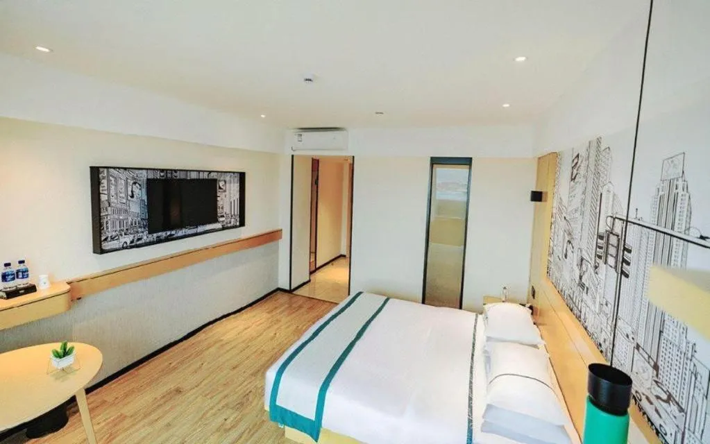 Bed in City Comfort Inn Dali High-speed Railway Station Erhai Park