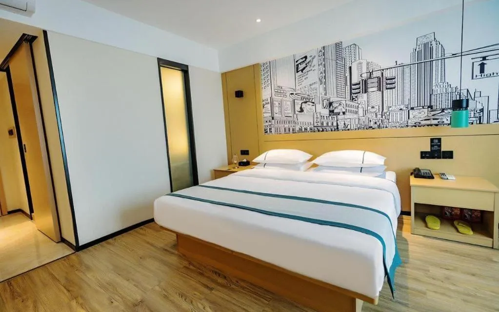 Bed in City Comfort Inn Dali High-speed Railway Station Erhai Park