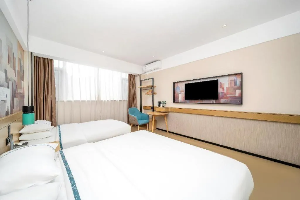 Bed in City Comfort Inn Dali High-speed Railway Station Erhai Park