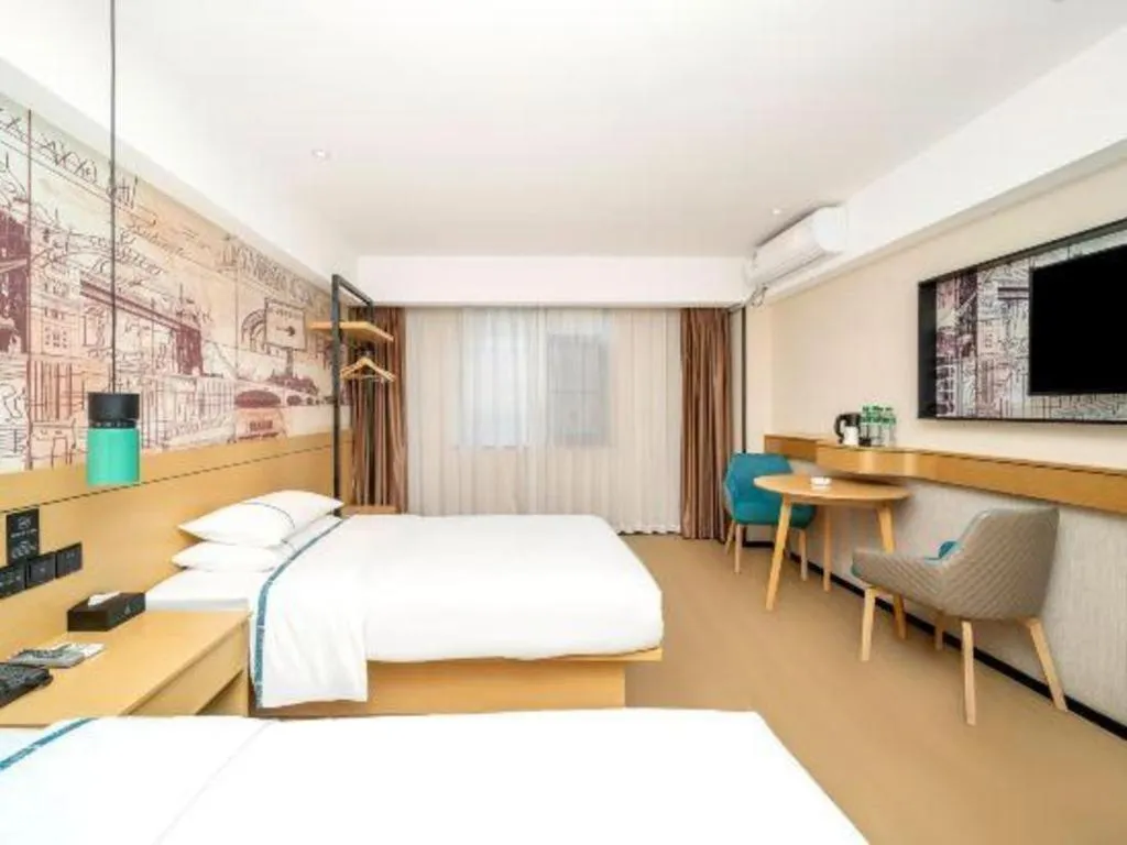 Bed in City Comfort Inn Dali High-speed Railway Station Erhai Park