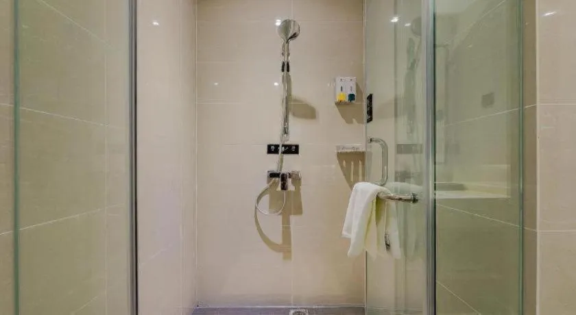 City Comfort Inn Chengdu Wenjiang Zhujiang Square Guanghua Park Metro Station