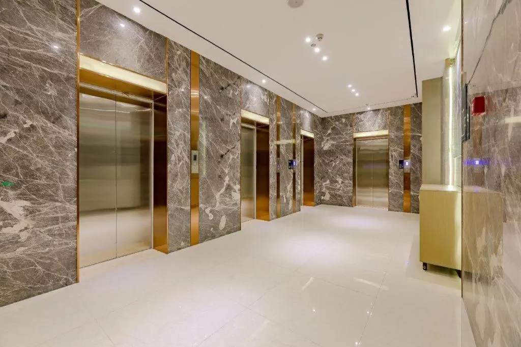 City Comfort Inn Chengdu Wenjiang Zhujiang Square Guanghua Park Metro Station