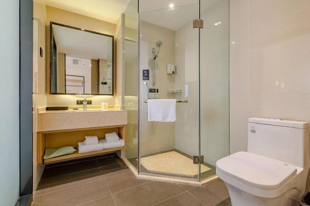 City Comfort Inn Chengdu Wenjiang Zhujiang Square Guanghua Park Metro Station