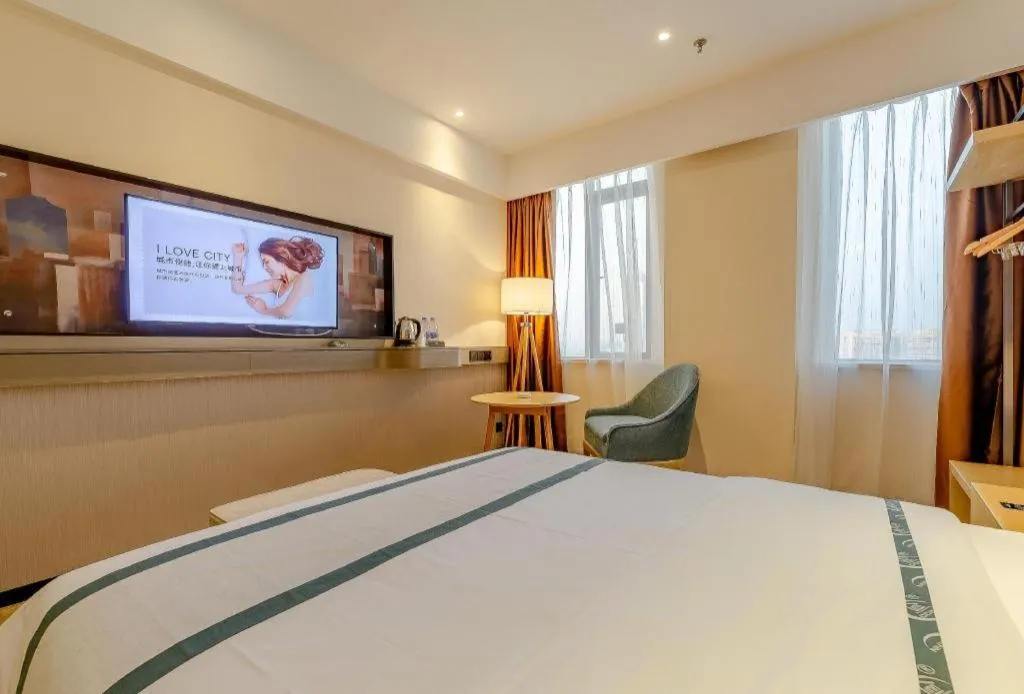 Bed in City Comfort Inn Chengdu Wenjiang Zhujiang Square Guanghua Park Metro Station