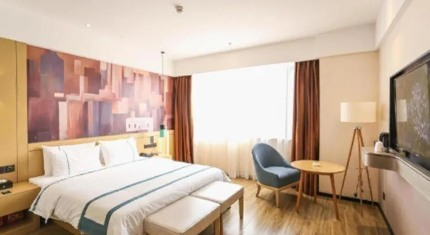 Bed in City Comfort Inn Chengdu Wenjiang Zhujiang Square Guanghua Park Metro Station