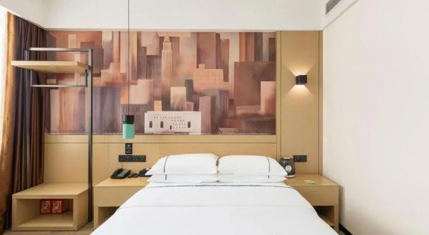 Bed in City Comfort Inn Chengdu Wenjiang Zhujiang Square Guanghua Park Metro Station