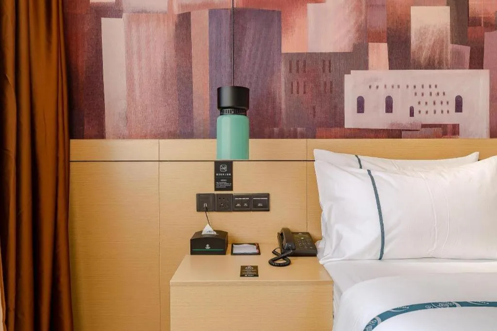 Bed in City Comfort Inn Chengdu Wenjiang Zhujiang Square Guanghua Park Metro Station