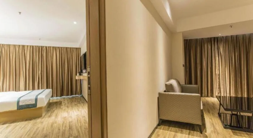 Bed in City Comfort Inn Liuzhou Liucheng