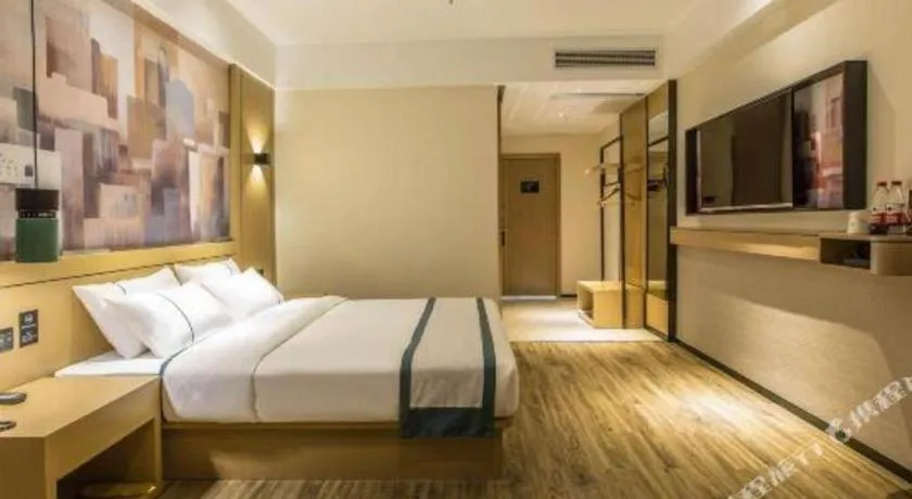 Bed in City Comfort Inn Liuzhou Liucheng