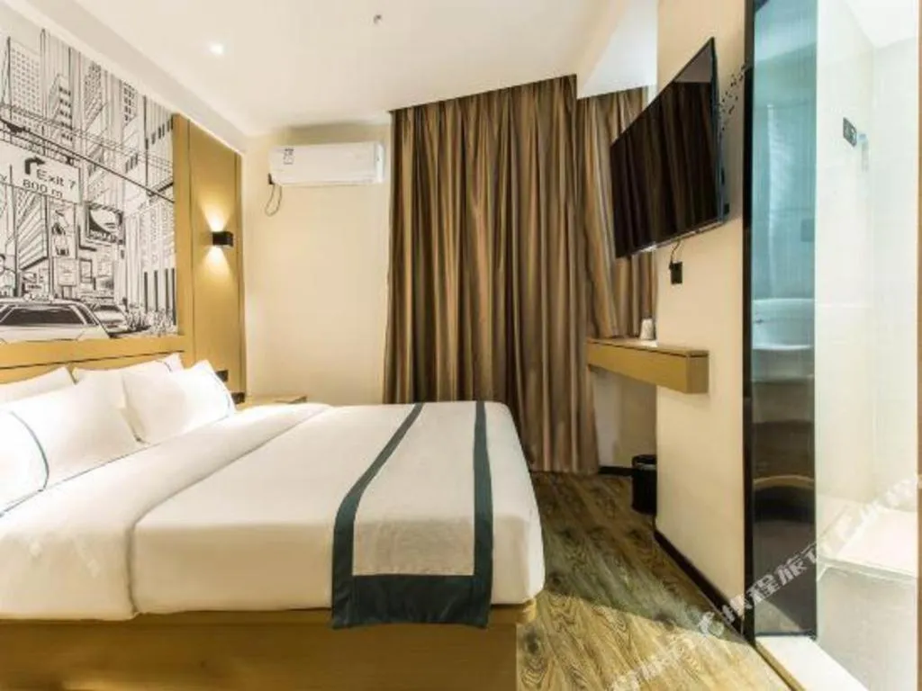 Bed in City Comfort Inn Liuzhou Liucheng