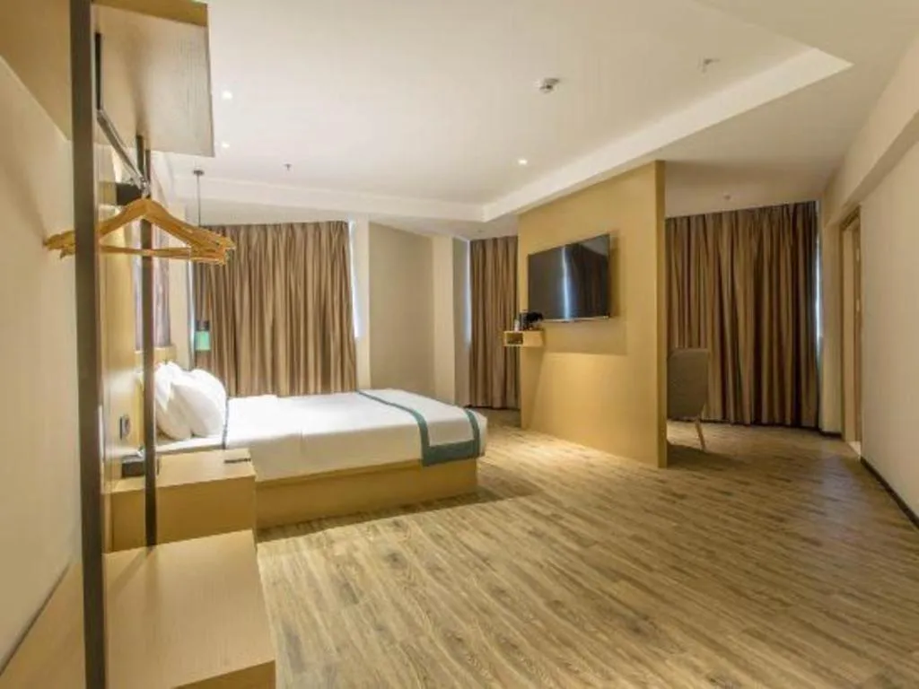 Bed in City Comfort Inn Liuzhou Liucheng