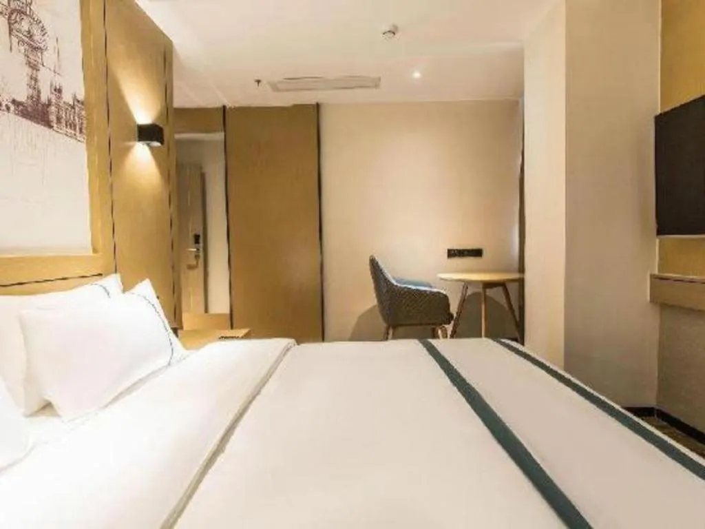Bed in City Comfort Inn Liuzhou Liucheng