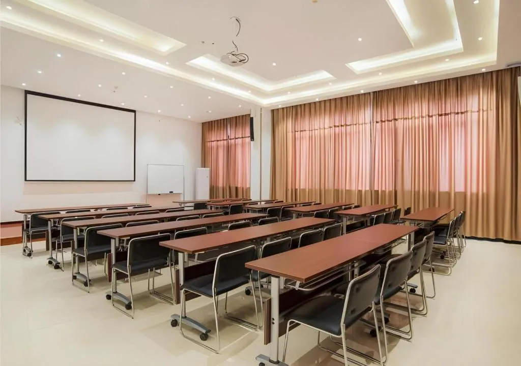 City Comfort Inn Liuzhou Longtan Park Ma'anshan Baiyun