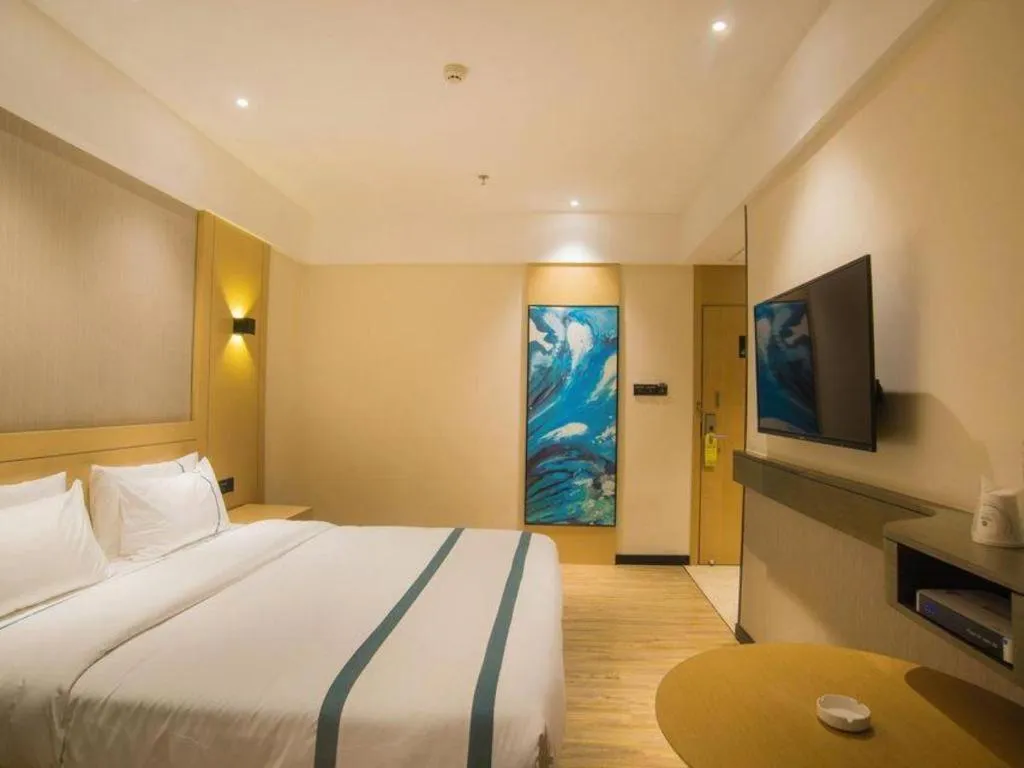 Bed in City Comfort Inn Liuzhou Longtan Park Ma'anshan Baiyun