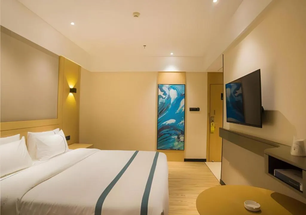 Bed in City Comfort Inn Liuzhou Longtan Park Ma'anshan Baiyun