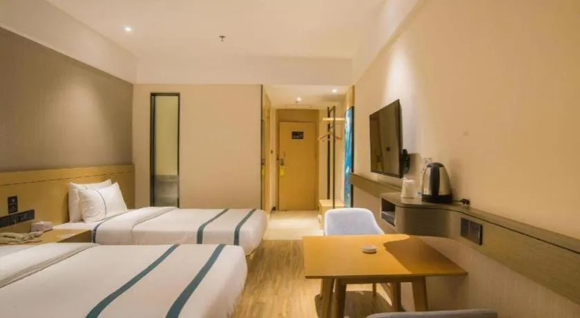 Bed in City Comfort Inn Liuzhou Longtan Park Ma'anshan Baiyun