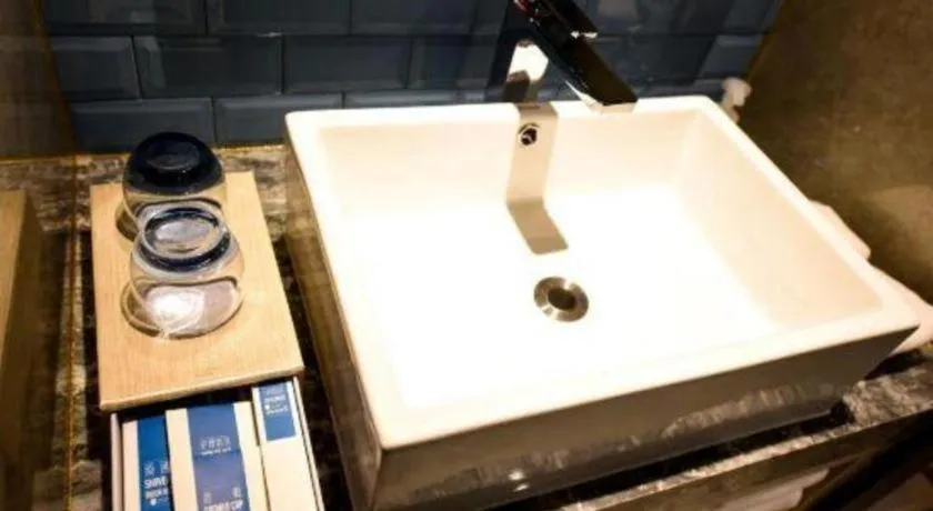 Echarm Hotel Kunming High-speed Railway South Station Chunrong Street Metro Station