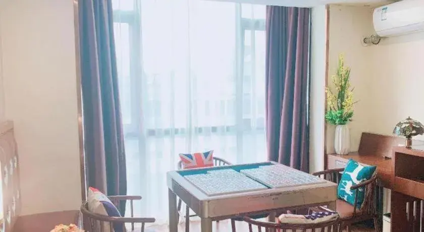 James Joyce Coffetel Guilin Railway Station Xiangbi Mountain Liangjiang Sihu Wharf James Joyce Coffetel Guilin Railway Station Xiangbi Mountain Liangjiang Sihu Wharf