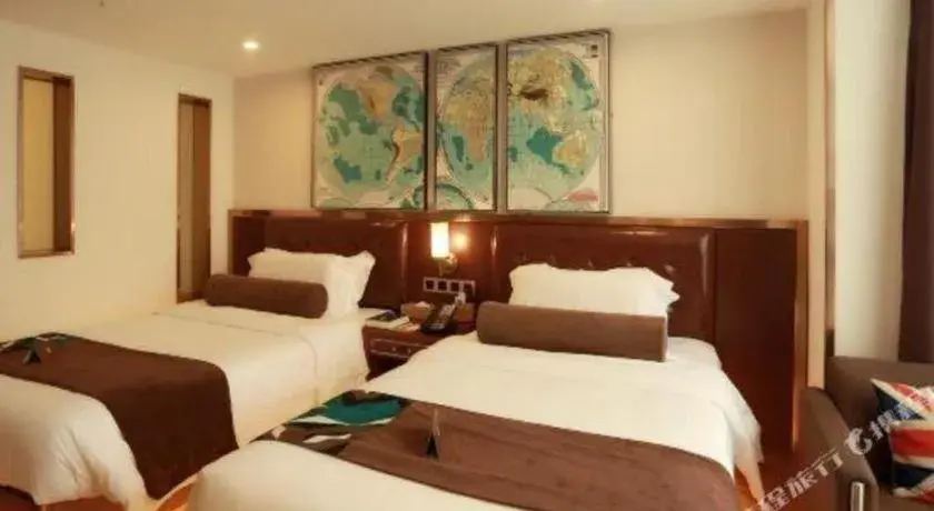 Bed in James Joyce Coffetel Guilin Railway Station Xiangbi Mountain Liangjiang Sihu Wharf Bed in James Joyce Coffetel Guilin Railway Station Xiangbi Mountain Liangjiang Sihu Wharf