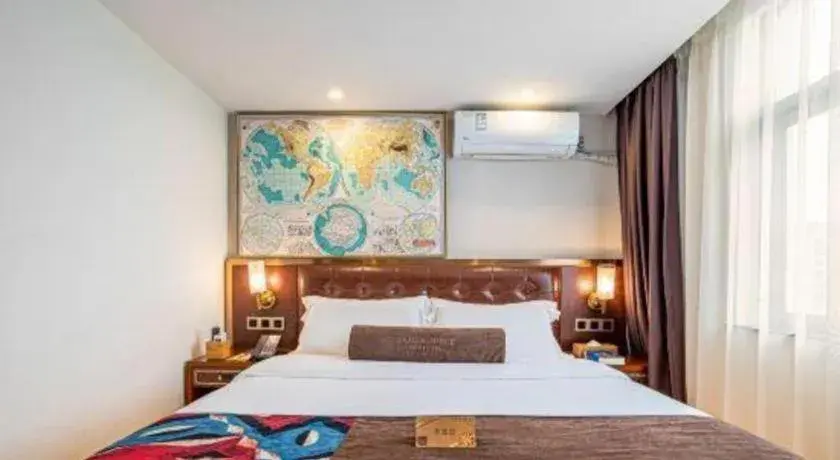 Bed in James Joyce Coffetel Guilin Railway Station Xiangbi Mountain Liangjiang Sihu Wharf Bed in James Joyce Coffetel Guilin Railway Station Xiangbi Mountain Liangjiang Sihu Wharf