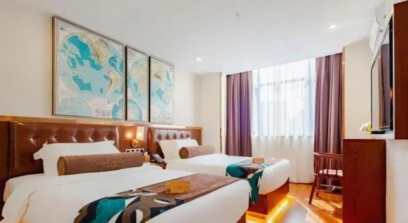 Bed in James Joyce Coffetel Guilin Railway Station Xiangbi Mountain Liangjiang Sihu Wharf Bed in James Joyce Coffetel Guilin Railway Station Xiangbi Mountain Liangjiang Sihu Wharf