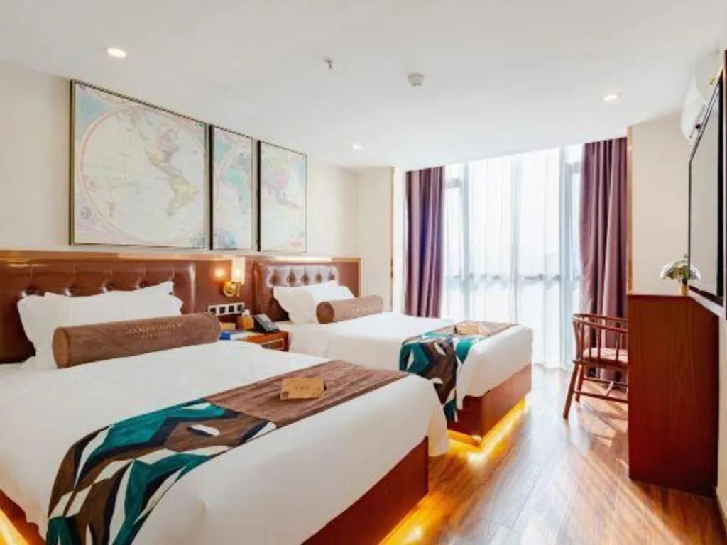 Bed in James Joyce Coffetel Guilin Railway Station Xiangbi Mountain Liangjiang Sihu Wharf
