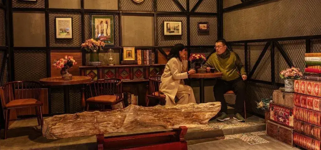 James Joyce Coffetel Guilin Railway Station Xiangbi Mountain Liangjiang Sihu Wharf James Joyce Coffetel Guilin Railway Station Xiangbi Mountain Liangjiang Sihu Wharf